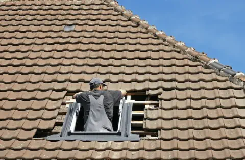 Pose de velux - Ambillou